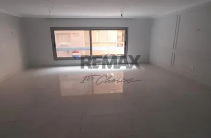 Apartment - 3 Bedrooms - 3 Bathrooms for sale in Shooting Club Street - Dokki - Giza Apartment - 3 Bedrooms - 3 Bathrooms for sale in Shooting Club Street - Dokki - Giza