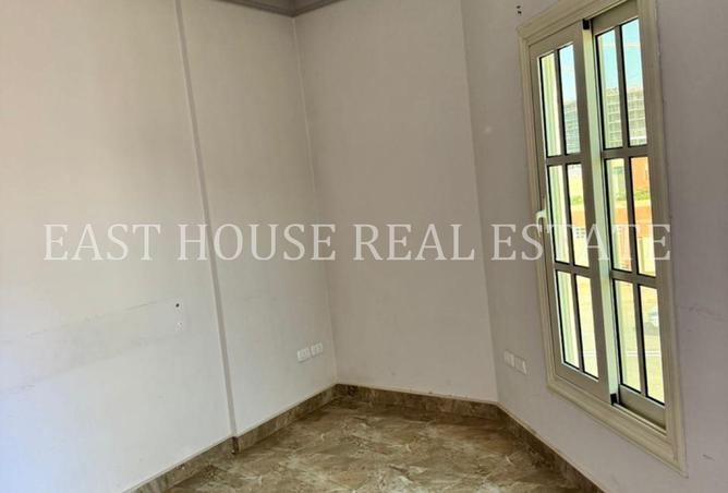 102631504 - Property Image 3