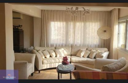 Apartment - 3 Bedrooms - 2 Bathrooms for sale in Street 257 - Maadi - Hay El Maadi - Cairo
