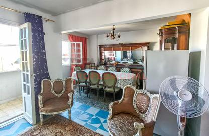 Apartment - 2 Bedrooms - 1 Bathroom for rent in Ahmed Shawky St. - Roushdy - Hay Sharq - Alexandria