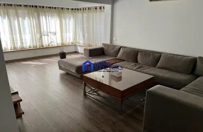 شقة - 2 غرف نوم - 4 حمامات للايجار في شارع 204 - دجلة - حي المعادي - القاهرة