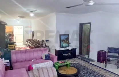 Apartment - 2 Bedrooms - 2 Bathrooms for sale in Camp Chezar - Hay Wasat - Alexandria