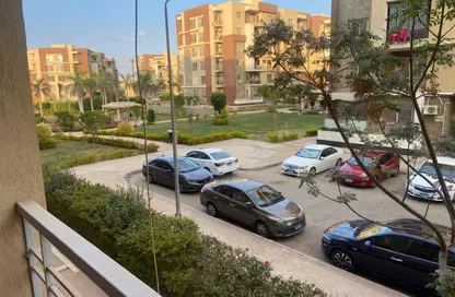 شقة - 3 غرف نوم - 3 حمامات للبيع في حى القرنفل - التجمع الخامس - مدينة القاهرة الجديدة - القاهرة