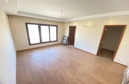 شقة - 2 غرف نوم - 3 حمامات للبيع في بيراميدز هايتس - طريق مصر اسكندرية الصحراوي - مدينة 6 أكتوبر - الجيزة