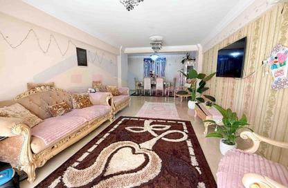 Apartment - 3 Bedrooms - 2 Bathrooms for sale in Smouha - Hay Sharq - Alexandria