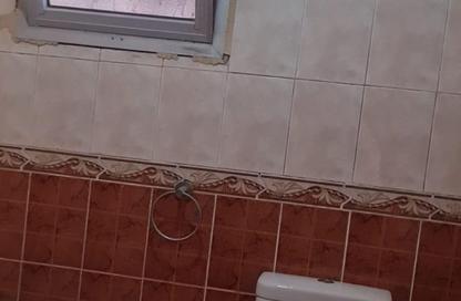 Apartment - 3 Bedrooms - 1 Bathroom for sale in Zahraa Madinet Nasr School St. - 10th District - Nasr City - Cairo