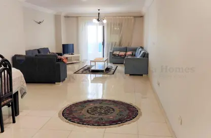 شقة - 3 غرف نوم - 2 حمامات للايجار في سان ستيفانو - حي شرق - الاسكندرية