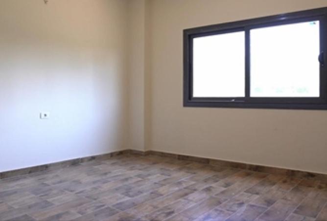 8688392 - Property Image 2