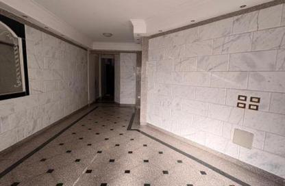 Apartment - 3 Bedrooms - 1 Bathroom for sale in El Banafseg Apartment Buildings - El Banafseg - New Cairo City - Cairo