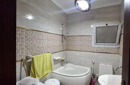 Apartment - 3 Bedrooms - 2 Bathrooms for rent in North Lotus - El Lotus - New Cairo City - Cairo