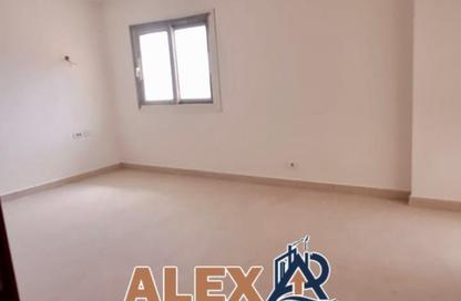 شقة - 3 غرف نوم - 3 حمامات للايجار في في صوارى - ووترفرونت - صوارى - كمبوندات الاسكندرية - الاسكندرية