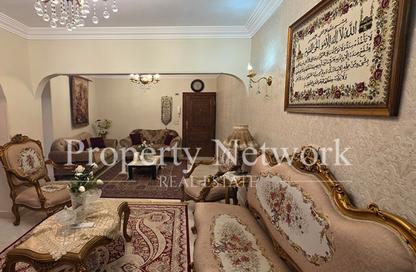 Apartment - 3 - 2 for sale in Nabil Al Wakkad St. - Ard El Golf - Heliopolis - Masr El Gedida - Cairo