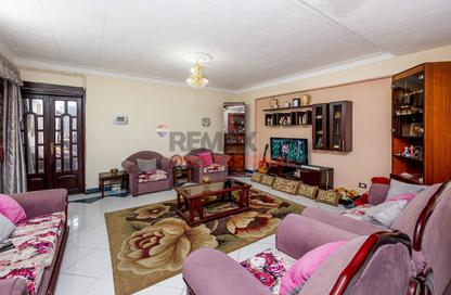 Apartment - 3 - 1 for sale in Mohamed Basha Mohsen St. - Janaklees - Hay Sharq - Alexandria Apartment - 3 - 1 for sale in Mohamed Basha Mohsen St. - Janaklees - Hay Sharq - Alexandria