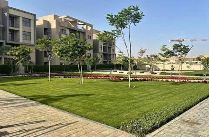 Apartment - 2 Bedrooms - 2 Bathrooms for sale in Moon Residences - Fifth Square - The 5th Settlement - New Cairo City - Cairo