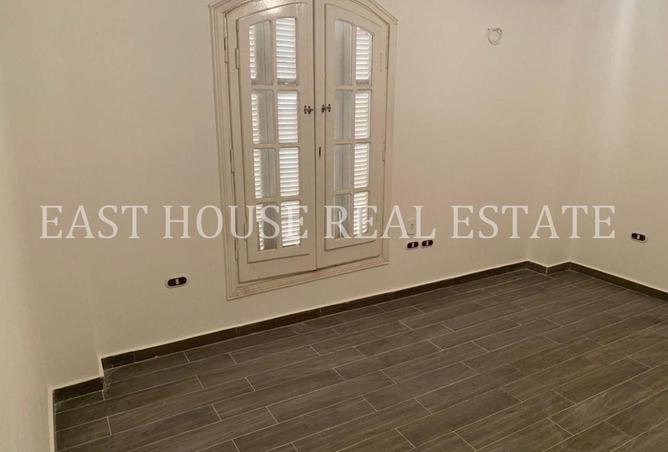 74042353 - Property Image 2