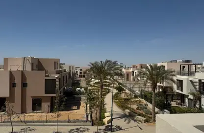 Townhouse - 3 Bedrooms - 3 Bathrooms for sale in Sodic East - 6th District - New Heliopolis - Cairo