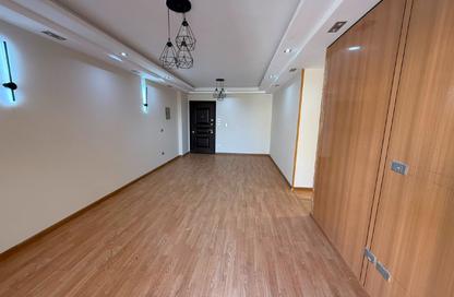 Apartment - 3 Bedrooms - 3 Bathrooms for rent in Mountain View iCity - 5th Settlement Compounds - The 5th Settlement - New Cairo City - Cairo