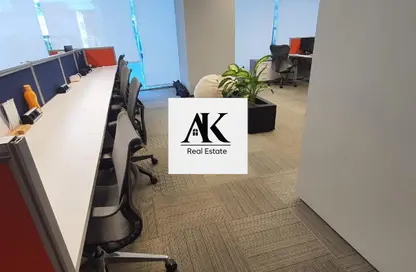 طابق كامل - 4 غرف نوم - 2 حمامات للايجار في شارع مجمع البنوك - شارع التسعين الجنوبي - التجمع الخامس - مدينة القاهرة الجديدة - القاهرة