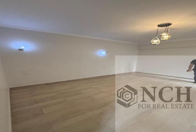 8614626 - Property Image 3