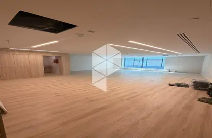 مساحات مكتبية - 4 غرف نوم - 2 حمامات للايجار في يو فينوس - التجمع الاول - مدينة القاهرة الجديدة - القاهرة