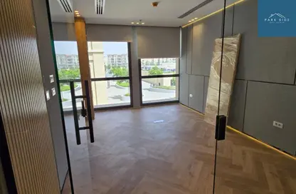 مساحات مكتبية - 8 غرف نوم - 1 حمام للبيع في ميفيدا - كمبوندات التجمع الخامس - التجمع الخامس - مدينة القاهرة الجديدة - القاهرة