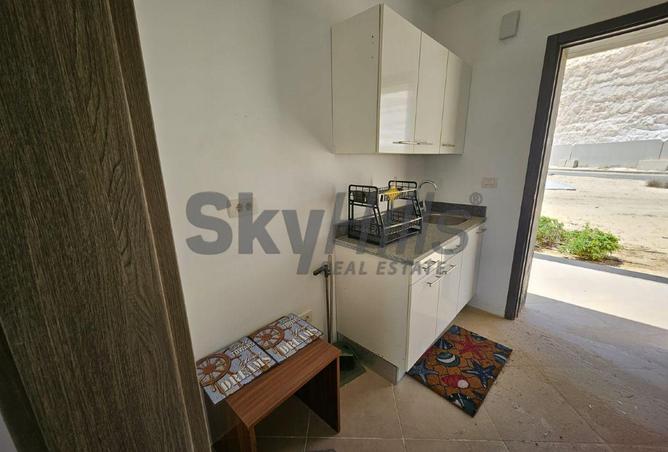104605468 - Property Image 2
