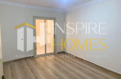 Apartment - 3 Bedrooms - 3 Bathrooms for rent in Green Towers - Smouha - Hay Sharq - Alexandria