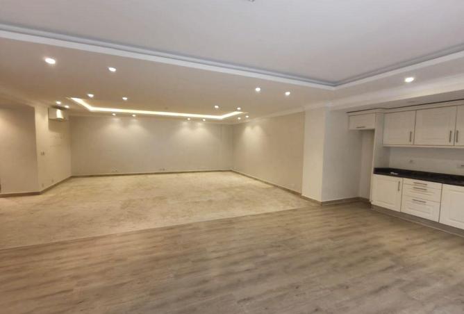 73775582 - Property Image 3