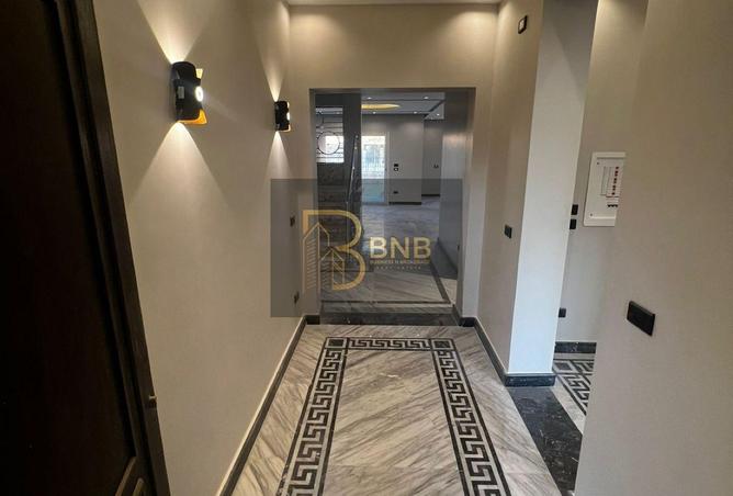 8677379 - Property Image 2