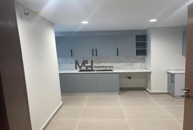 104599240 - Property Main Image