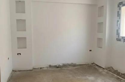 Apartment - 3 Bedrooms - 3 Bathrooms for sale in Al Gezira St. - South Investors Area - New Cairo City - Cairo