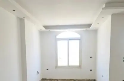 Apartment - 3 Bedrooms - 3 Bathrooms for sale in Al Gezira St. - South Investors Area - New Cairo City - Cairo