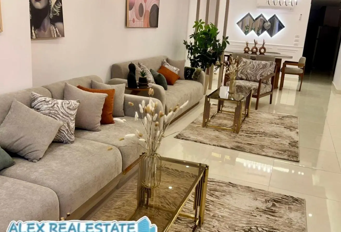 71923527 - Property Main Image