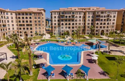 Apartment - 2 Bedrooms - 2 Bathrooms for sale in Palm Hills Village Gate - South Investors Area - New Cairo City - Cairo