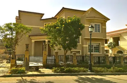 فيلا - 5 غرف نوم - 5 حمامات للايجار في ليك فيو - كمبوندات التجمع الخامس - التجمع الخامس - مدينة القاهرة الجديدة - القاهرة