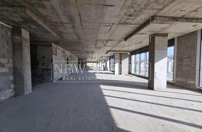 Office Space - Studio - 7+ Bathrooms for rent in Golden Gate - South Teseen St. - The 5th Settlement - New Cairo City - Cairo
