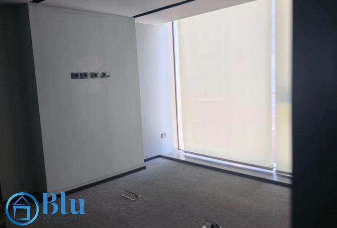 101196354 - Property Image 2