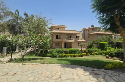 فيلا - 5 غرف نوم - 6 حمامات للبيع في فلاورز بارك - المستثمرين الشمالية - مدينة القاهرة الجديدة - القاهرة