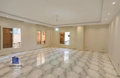 Apartment - 3 Bedrooms - 3 Bathrooms for rent in Beit Al Watan - Sheikh Zayed Compounds - Sheikh Zayed City - Giza