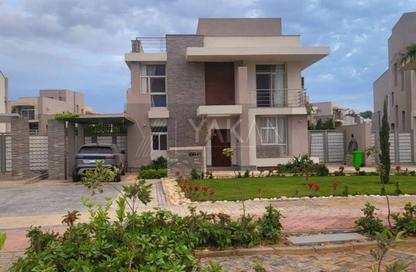 Townhouse - 4 Bedrooms - 3 Bathrooms for sale in Al Maqsad - New Capital Compounds - New Capital City - Cairo Townhouse - 4 Bedrooms - 3 Bathrooms for sale in Al Maqsad - New Capital Compounds - New Capital City - Cairo