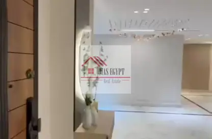 شقة - 3 غرف نوم - 3 حمامات للبيع في شارع محي الدين أبو العز - المهندسين - الجيزة