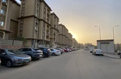 Apartment - 3 Bedrooms - 2 Bathrooms for sale in Gardenia City Compound Nasr City - Zahraa Madinat Nasr - Nasr City - Cairo