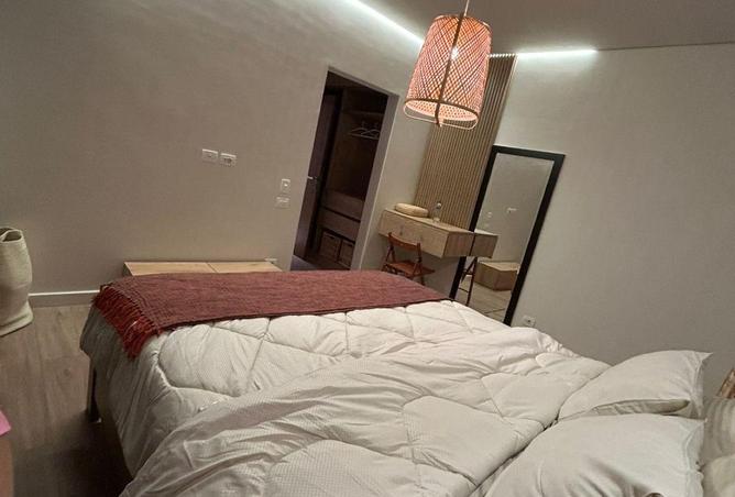 77615337 - Property Image 3
