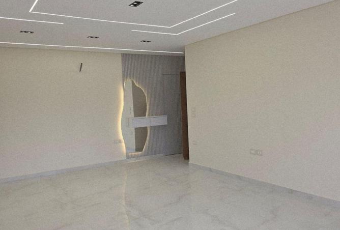 58498587 - Property Image 2