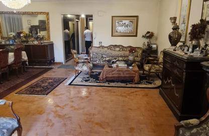Apartment - 3 Bedrooms - 2 Bathrooms for sale in Shooting Club Street - Dokki - Giza