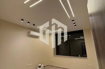 مساحات مكتبية - غرفة نوم - 1 حمام للايجار في ليك فيو - كمبوندات التجمع الخامس - التجمع الخامس - مدينة القاهرة الجديدة - القاهرة