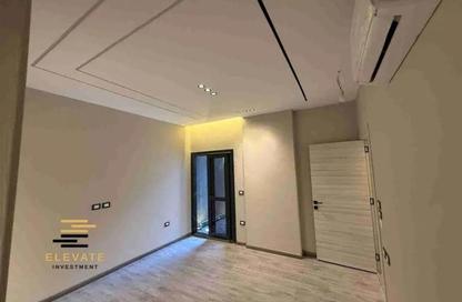 Apartment - 2 Bedrooms - 2 Bathrooms for sale in El Patio Oro - 5th Settlement Compounds - The 5th Settlement - New Cairo City - Cairo