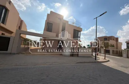 فيلا - 4 غرف نوم - 4 حمامات للبيع في سوديك ايست - الحي السادس - هليوبوليس الجديدة - القاهرة