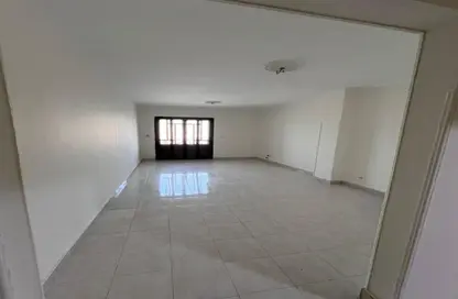 شقة - 2 غرف نوم - 1 حمام للبيع في شارع ابن الهيثم - الرحاب المرحلة الخامسة - الرحاب - مدينة القاهرة الجديدة - القاهرة