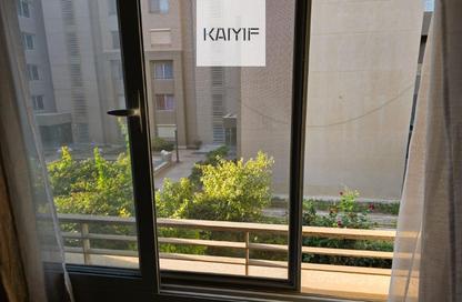 Apartment - Studio - 1 Bathroom for rent in Palm Hills Village Gate - South Investors Area - New Cairo City - Cairo